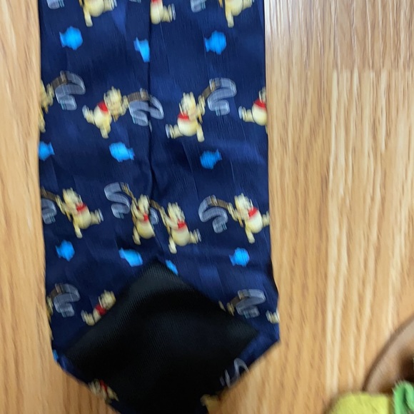 POOH 100 acre collection. 69 Inches long lined - Picture 6 of 6